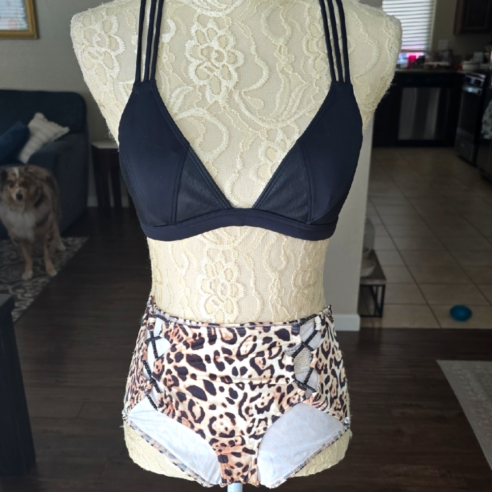 Victoria's Secret Sexy Black & Leopard Bikini